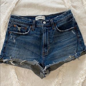 Abercrombie & Fitch high rise mom jean shorts